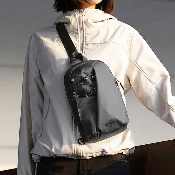 X-Row Sling Bag - Black