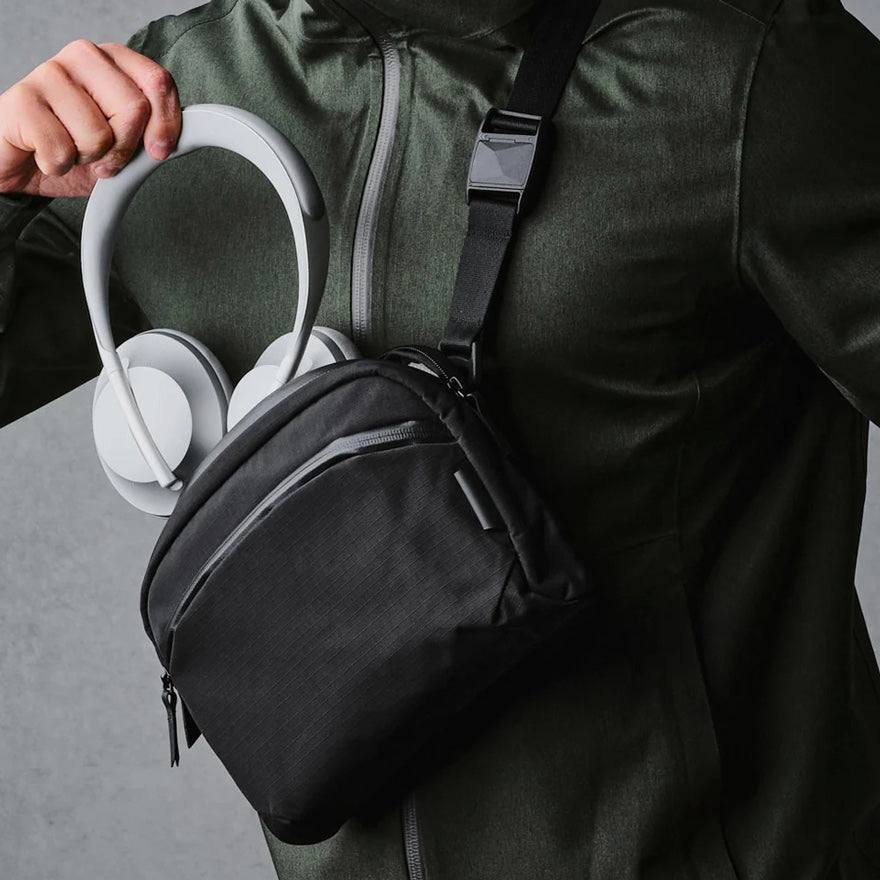 Alpaka Flight Sling Bag - Axoflux Black