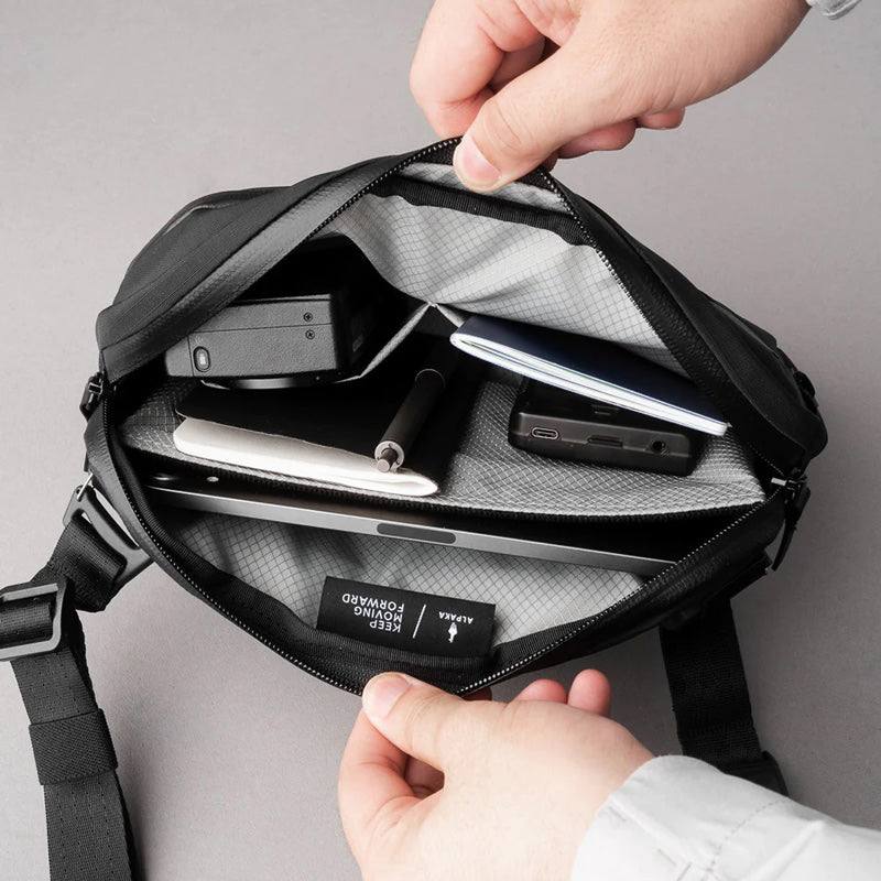 Alpaka Flight Sling Bag - Axoflux Black