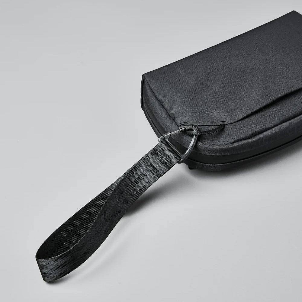 Alpaka Toiletry Bag - Axoflux Black