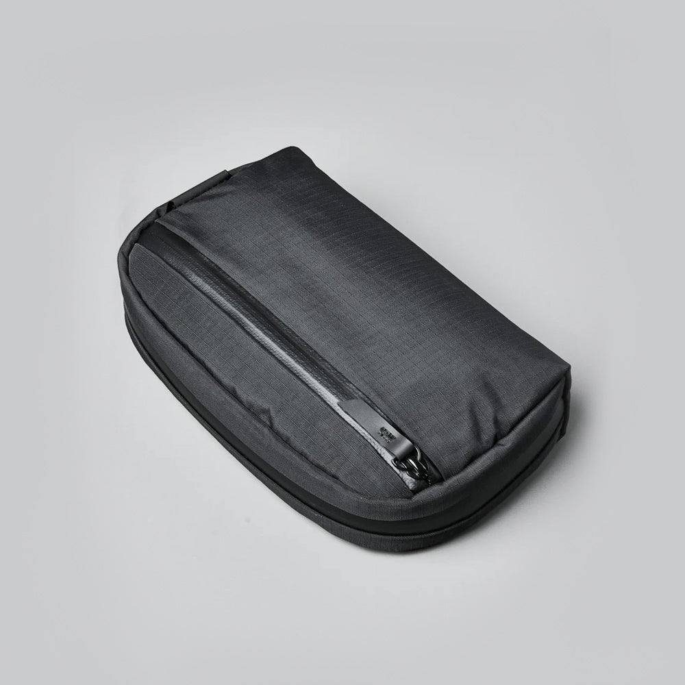 Alpaka Toiletry Bag - Axoflux Black