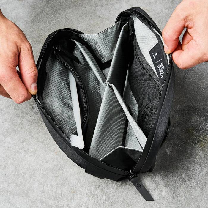 Alpaka Toiletry Bag - Axoflux Black