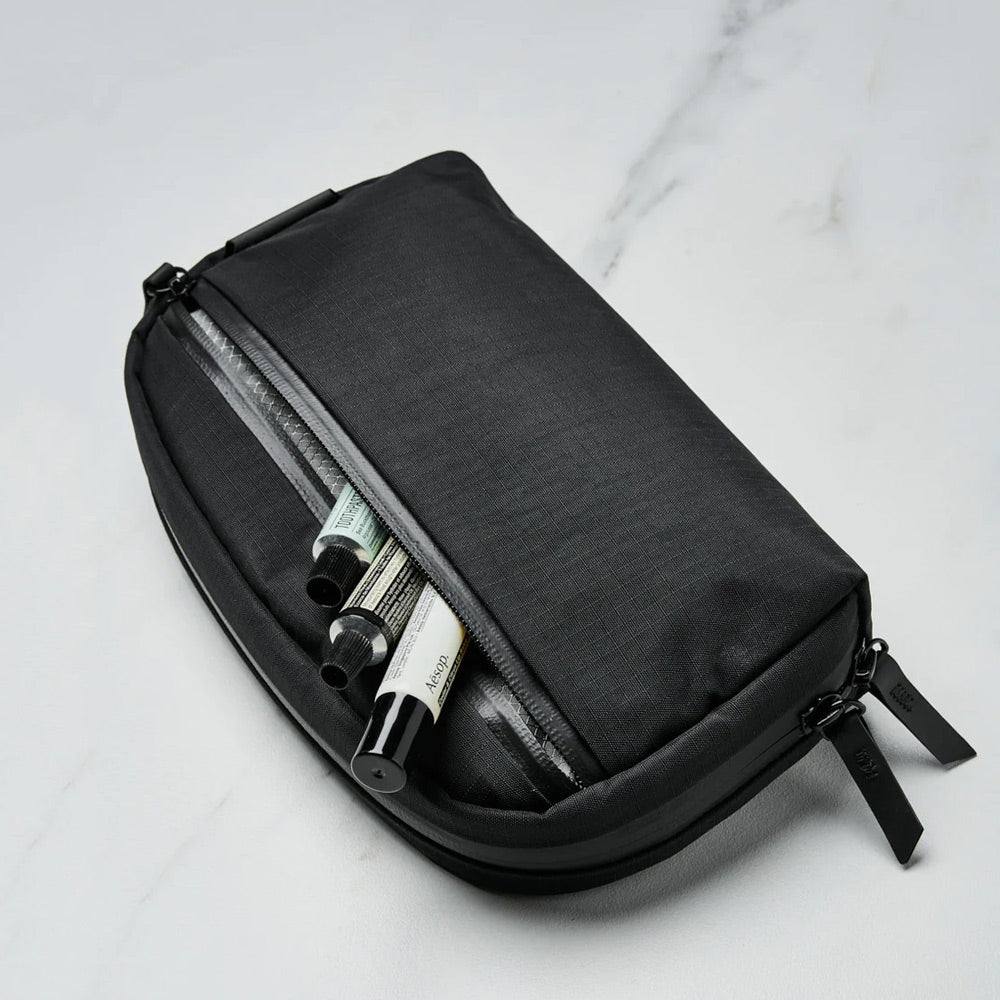 Alpaka Toiletry Bag - Axoflux Black