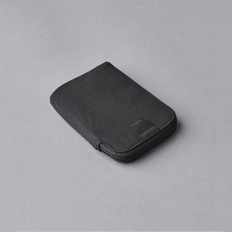 Alpaka Zip Card Pouch - Axoflux Black