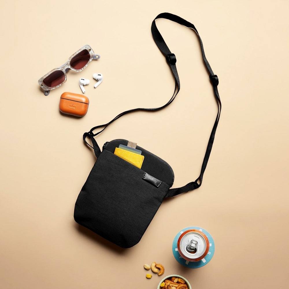 Bellroy City Pouch - Melbourne Black