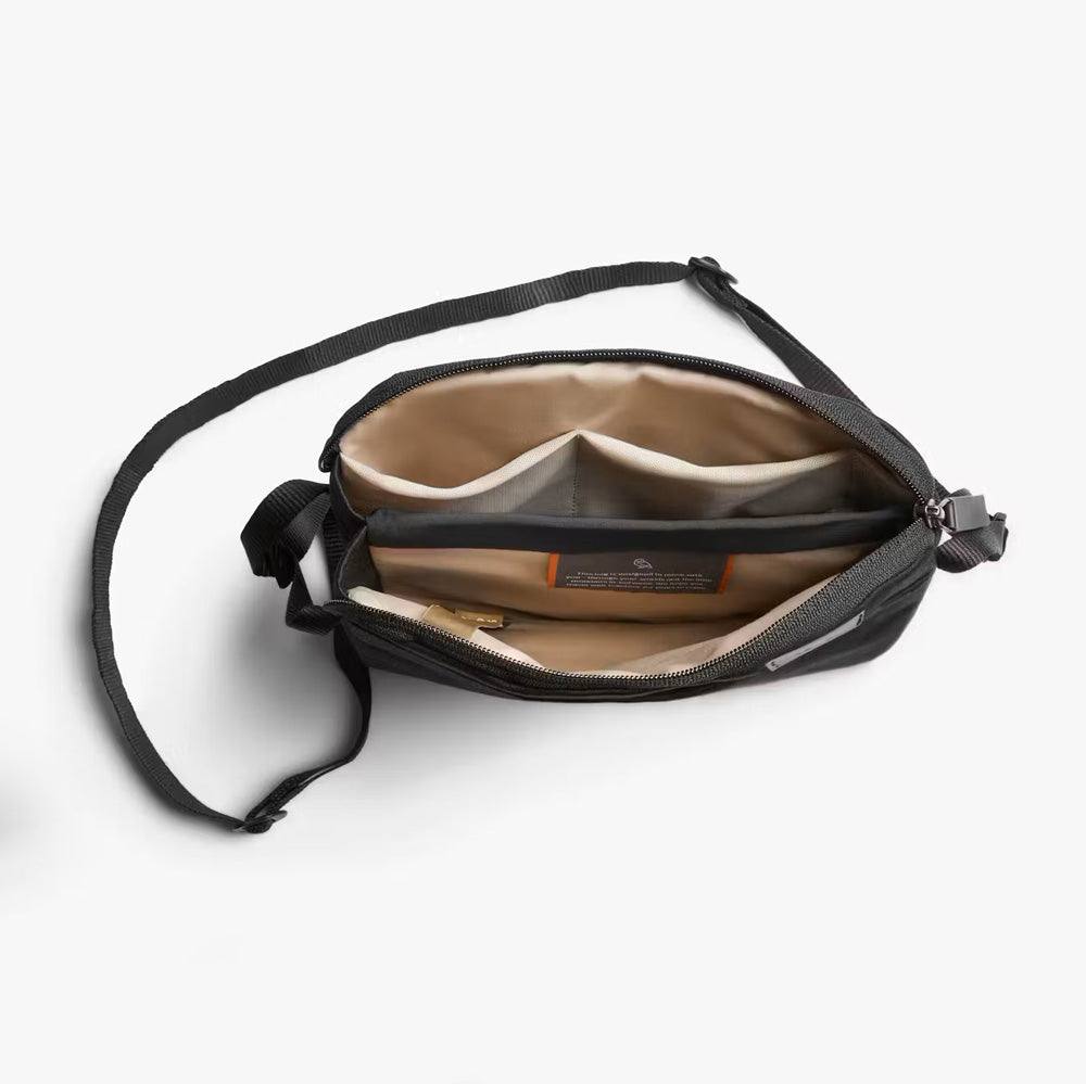 Bellroy City Pouch Plus - Melbourne Black