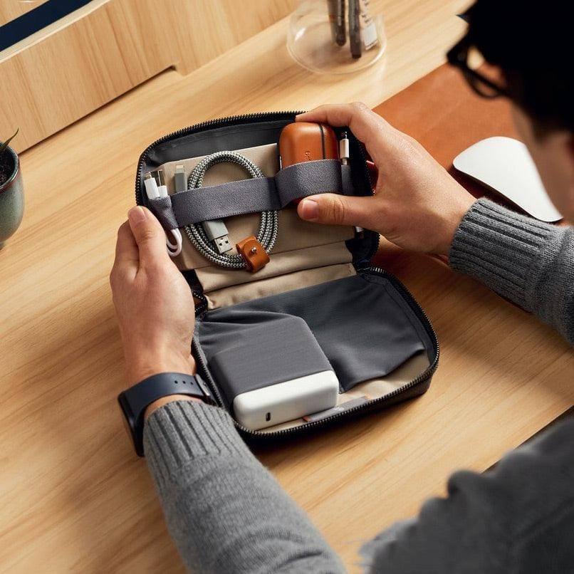 Bellroy Compact Tech Kit - Basalt