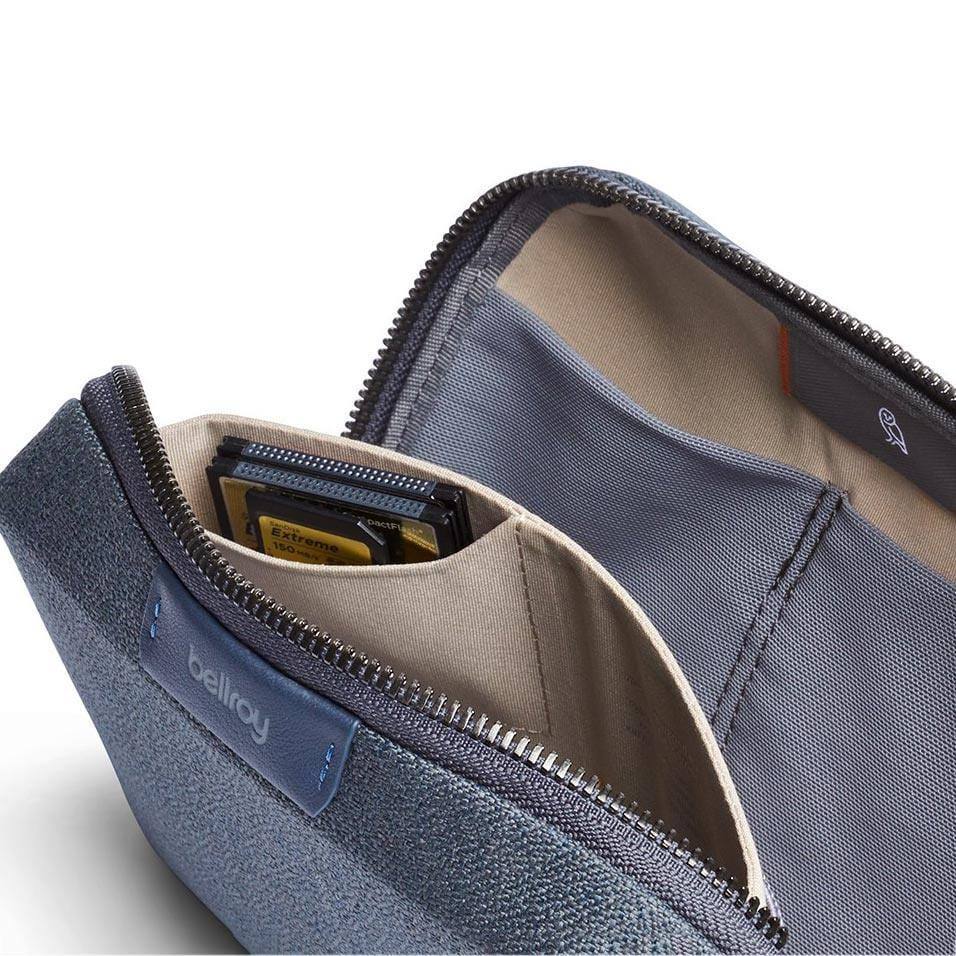 Bellroy Compact Tech Kit - Basalt
