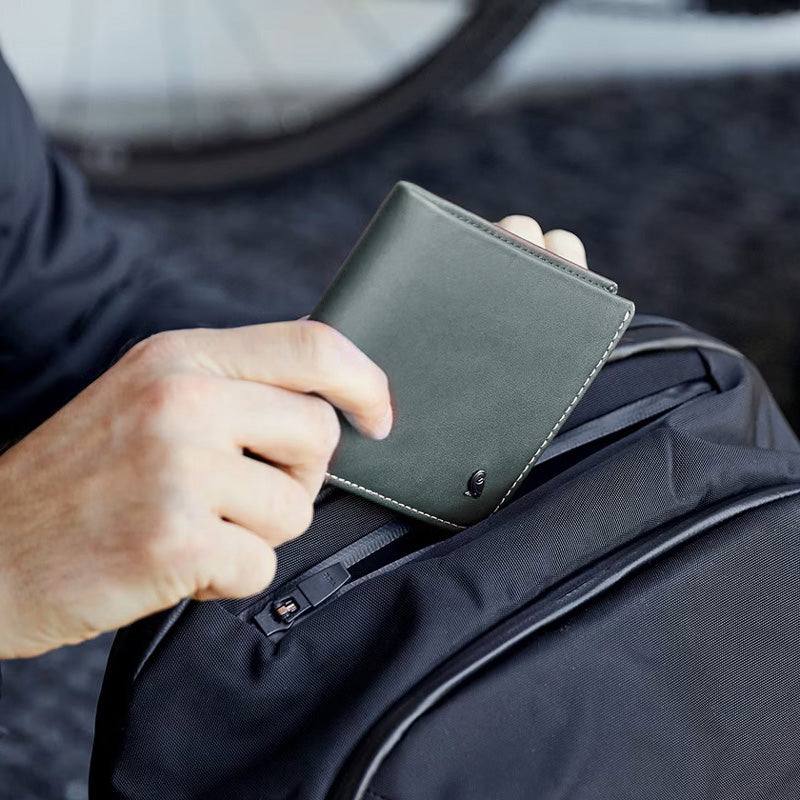 Bellroy Hide and Seek Wallet - Everglade RFID