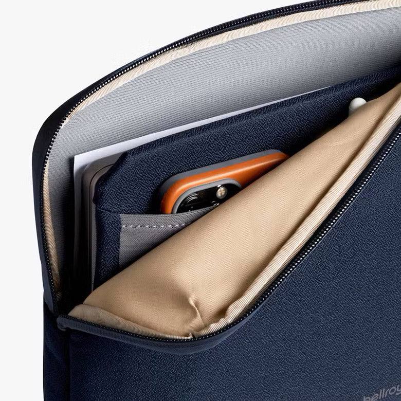 Bellroy Laptop Caddy 14 inch - Navy