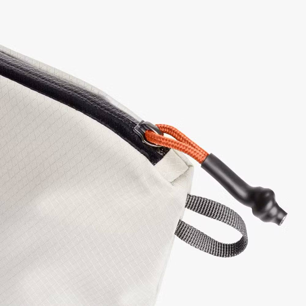 Bellroy Lite Pouch Duo - Chalk