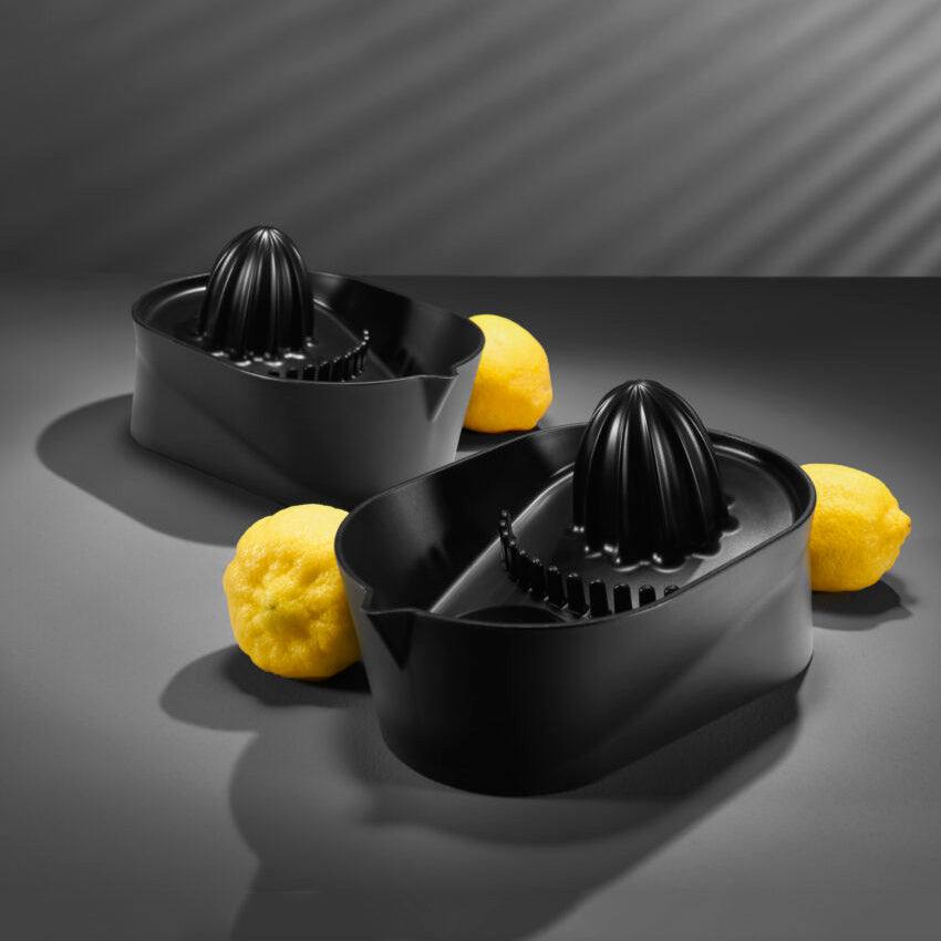 Blim Plus Italy Oblo Citrus Juicer - Carbon Black