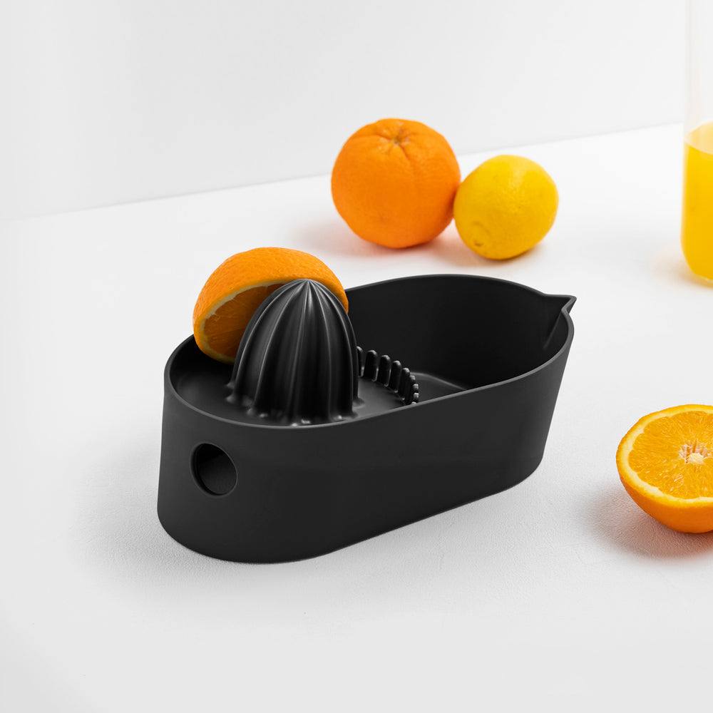 Blim Plus Italy Oblo Citrus Juicer - Carbon Black