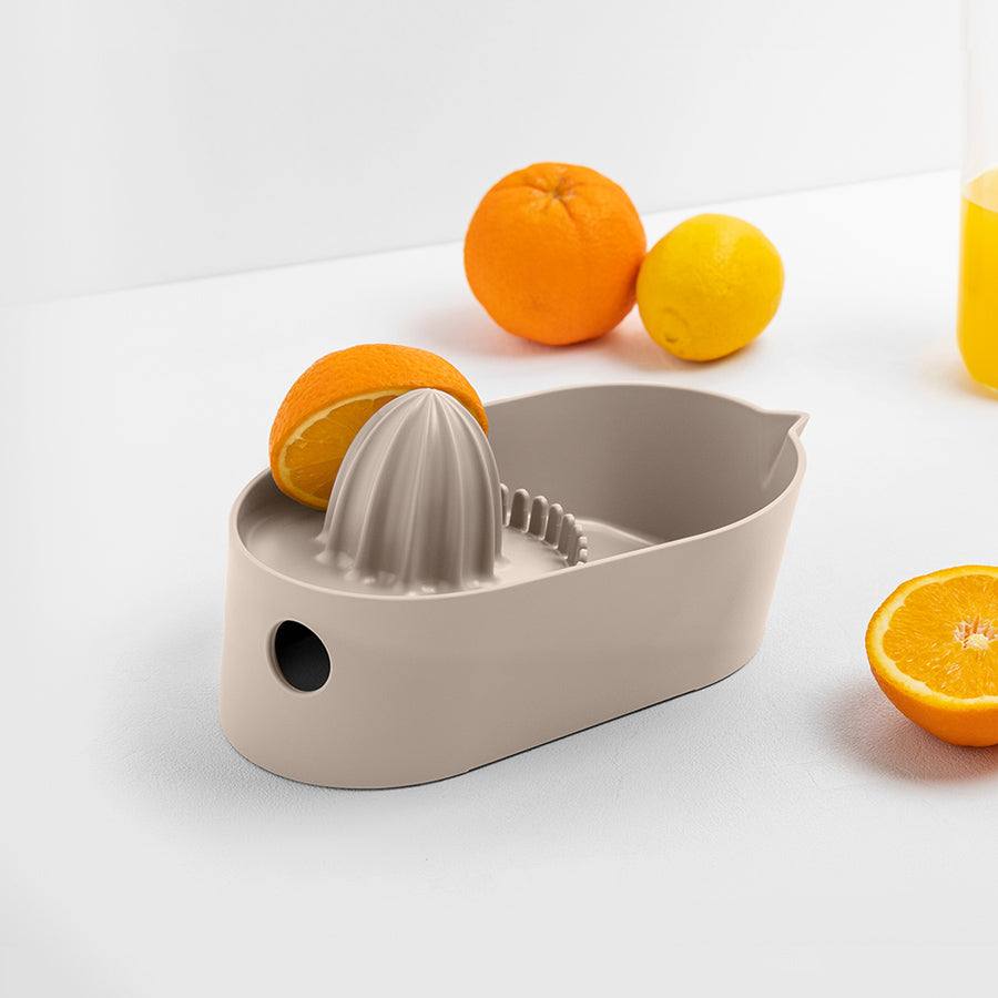 Blim Plus Italy Oblo Citrus Juicer - Moka Grey