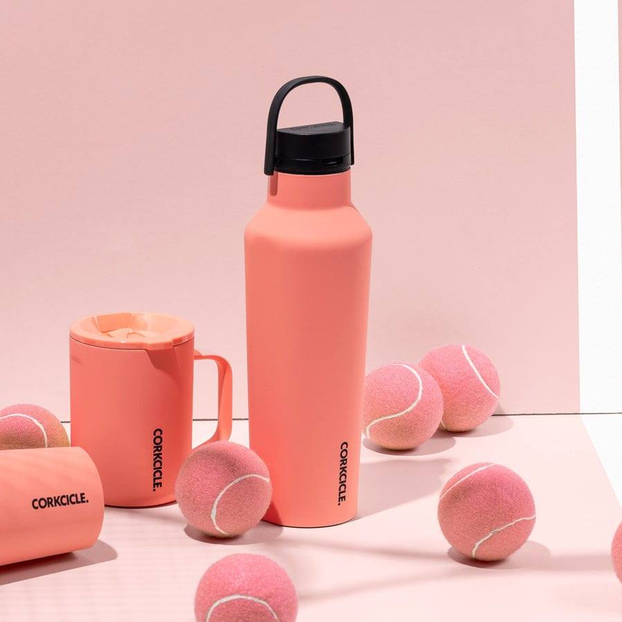 https://www.modernquests.com/cdn/shop/files/corkcicle-usa-insulated-sport-canteen-950ml-neon-lights-coral-8.jpg?v=1690059523