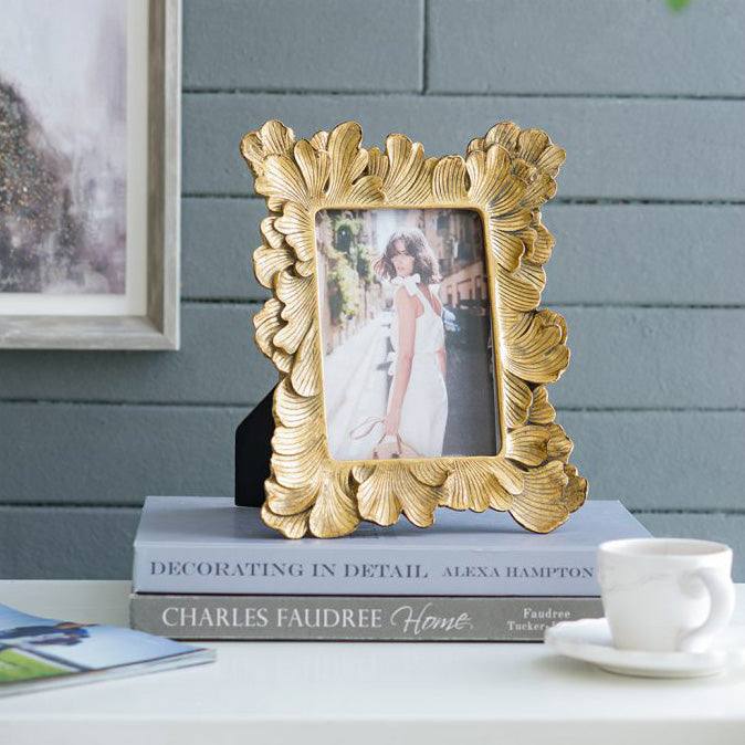 Enhabit Grove Embossed Photo Frame Large - Vintage Gold