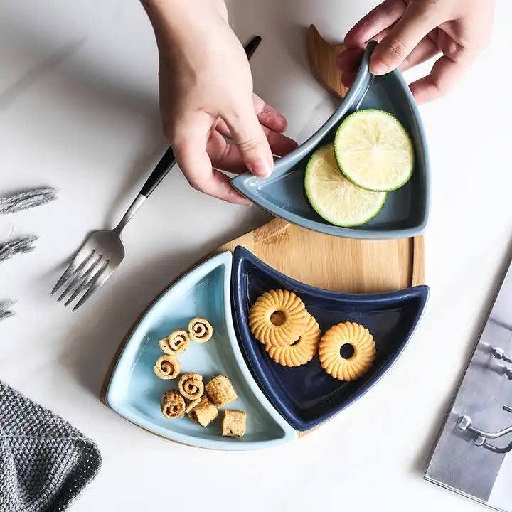 Enhabit Merlin Serving Platter with Wooden Base - Blue