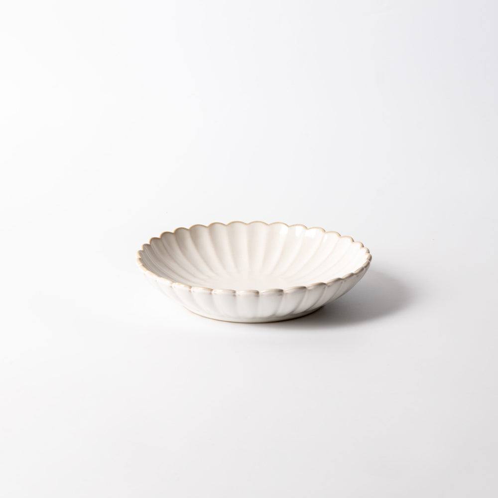 Enhabit Scallop Quarter Plate - Ivory