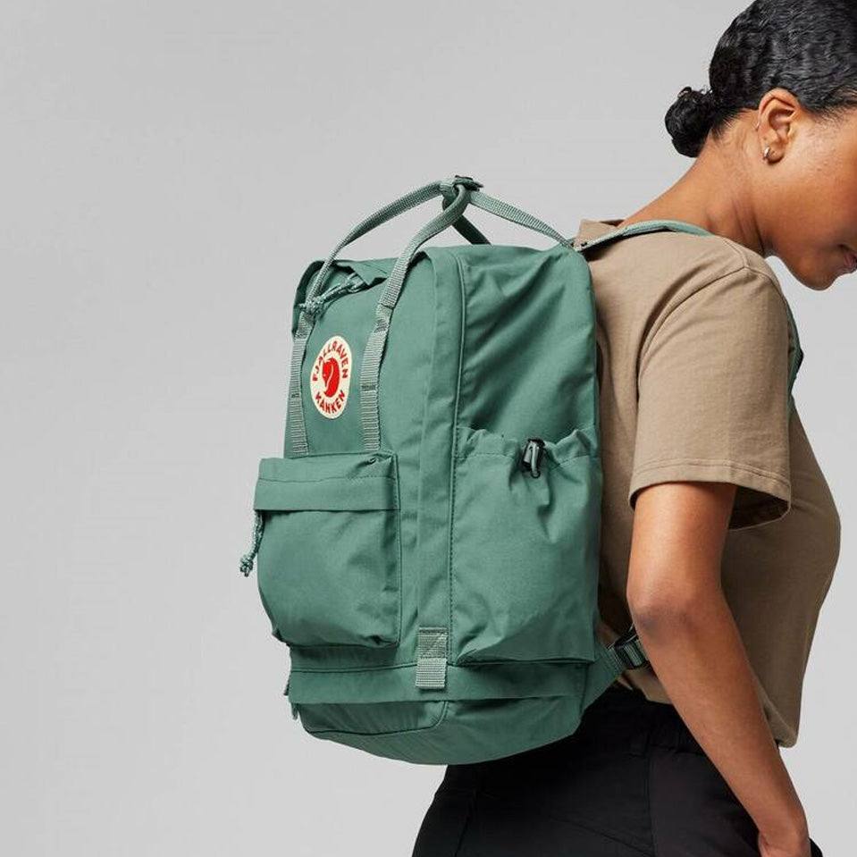 Fjallraven kanken classic green best sale