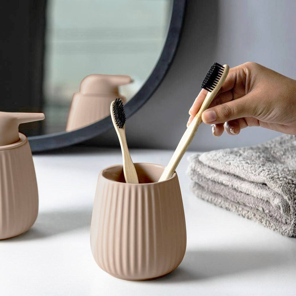 Kleine Wolke Groove Toothbrush Tumbler - Light Brown