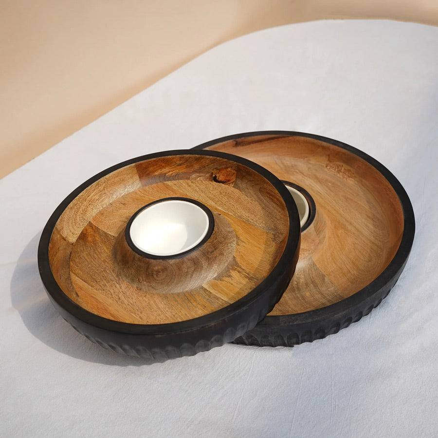 Muun Home Dual Tone Wooden Chip and Dip Platter Medium