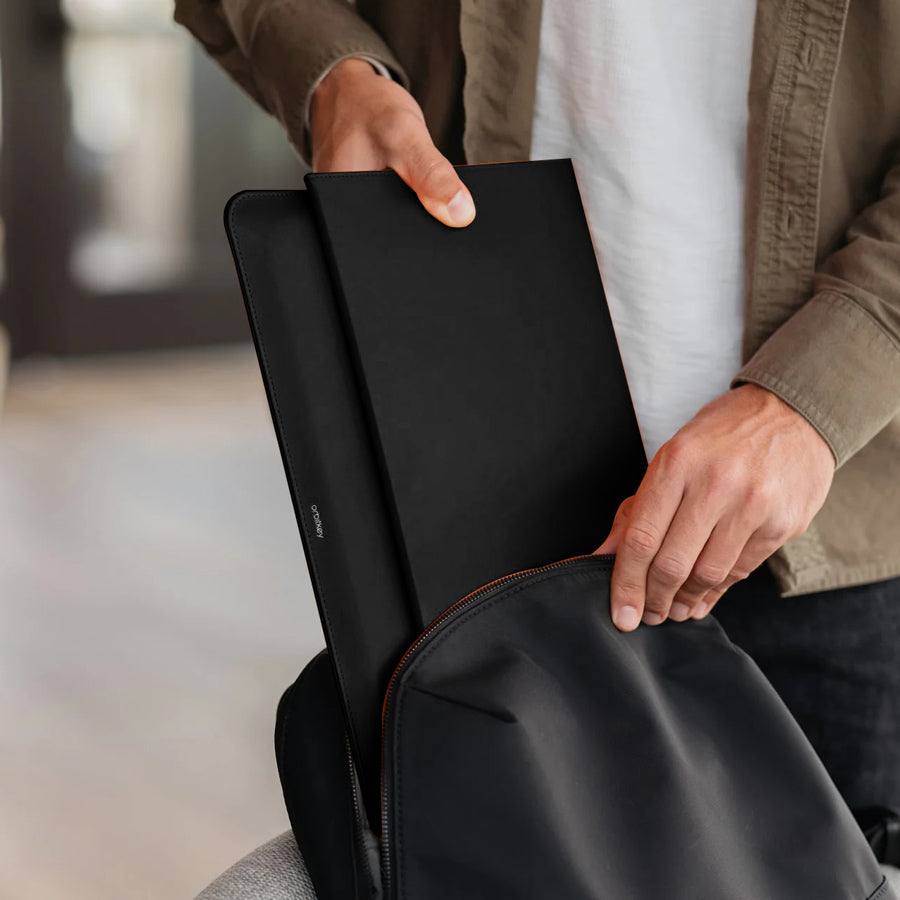 Orbitkey Hybrid Laptop Sleeve - Black 14 Inch