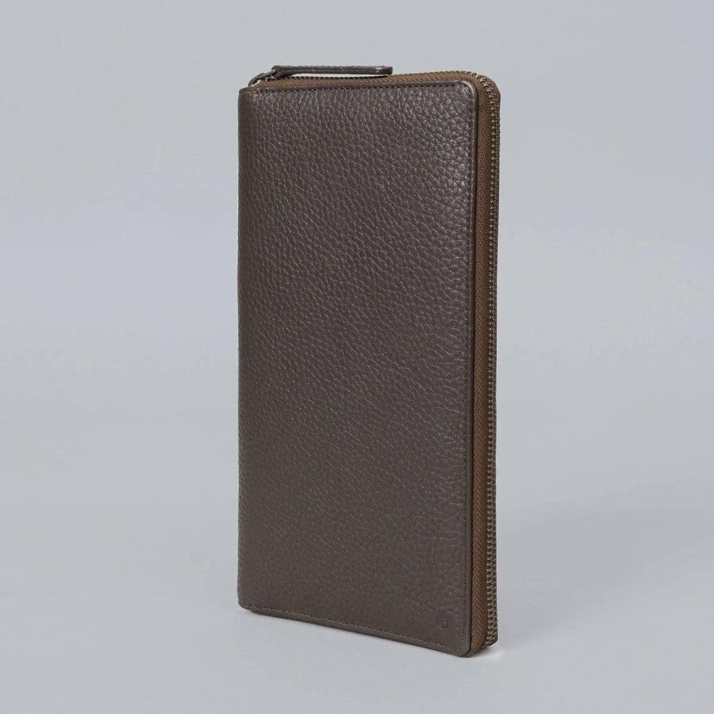 Outback Cheque Book Leather Wallet - Brown