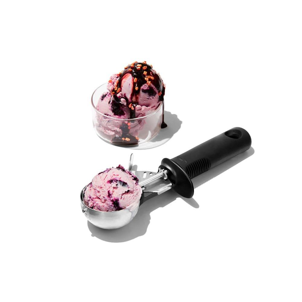 OXO Classic Swipe Ice-Cream Scoop