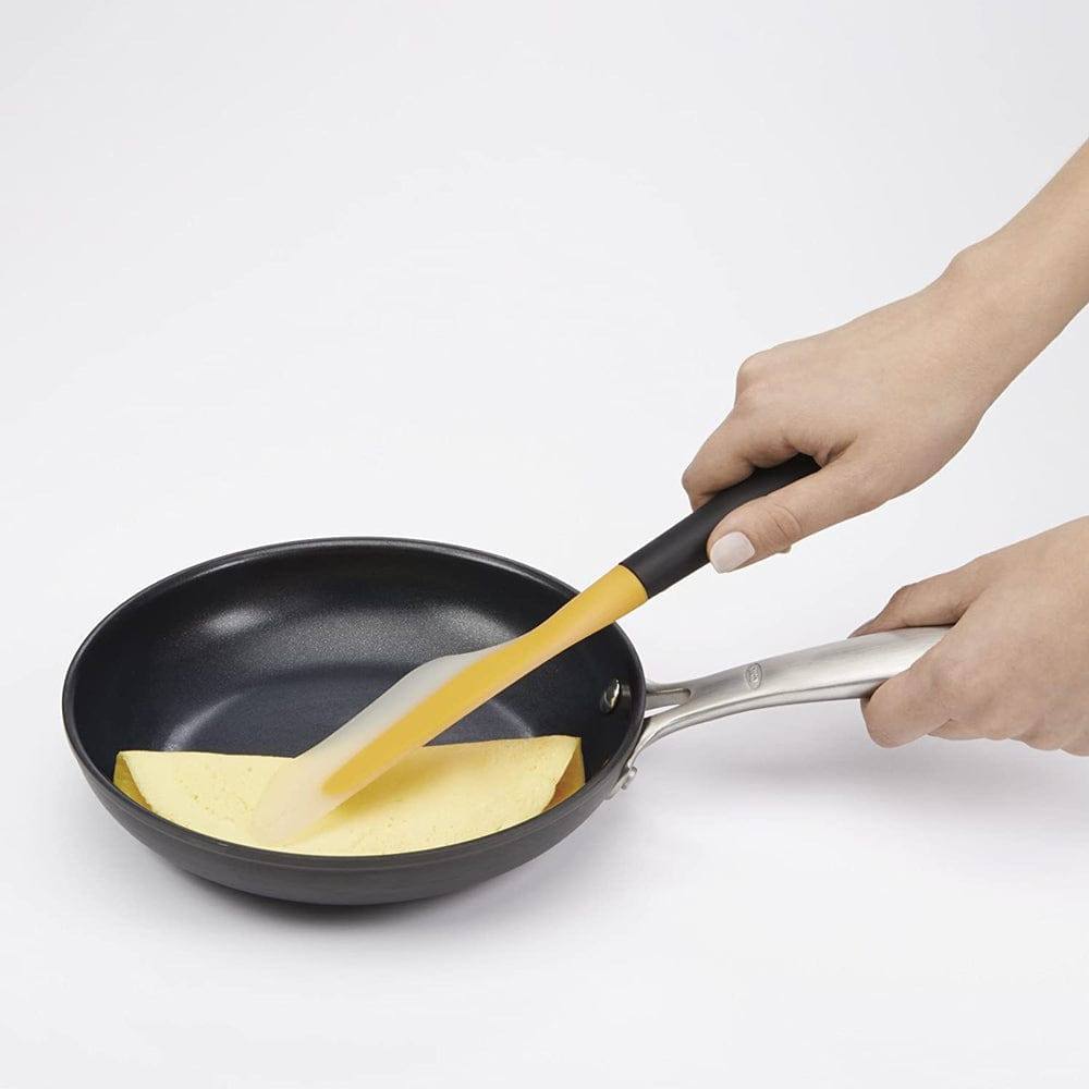 OXO Flip & Fold Omelet Turner Small