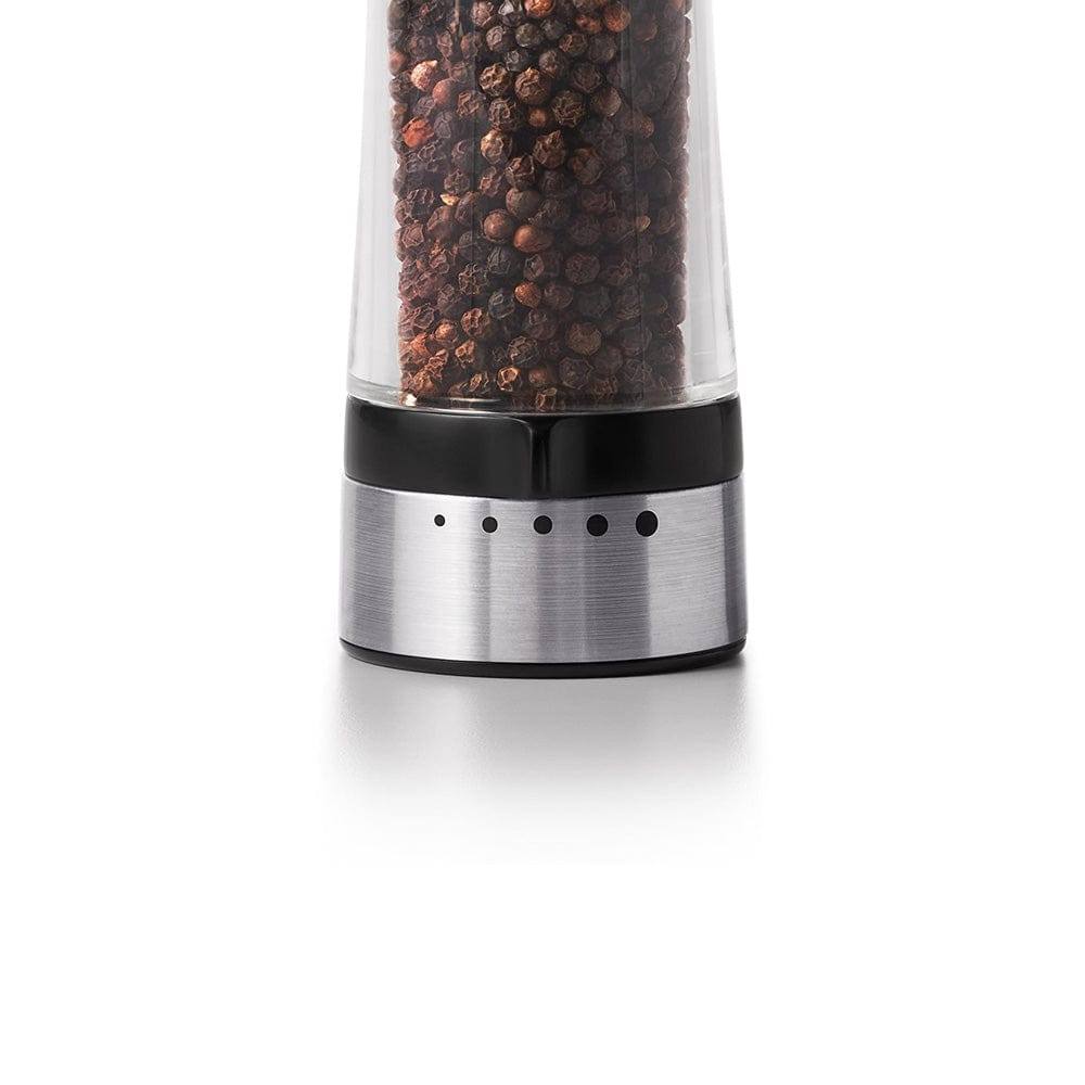 OXO Good Grips 2-in-1 Grinder Shaker