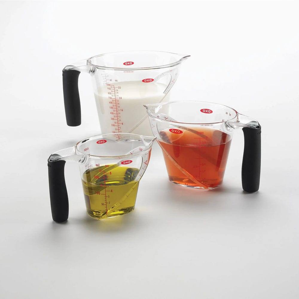 Brix Design A/S  Angled Measuring Cup, 1L