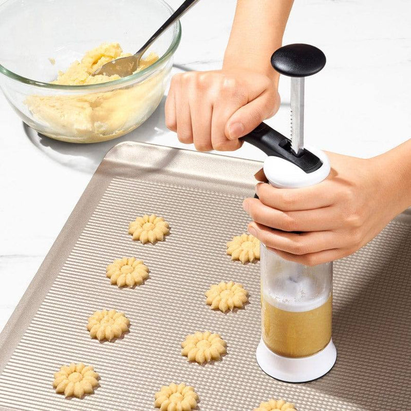OXO 1257580 Good Grips Cookie Press with Disks