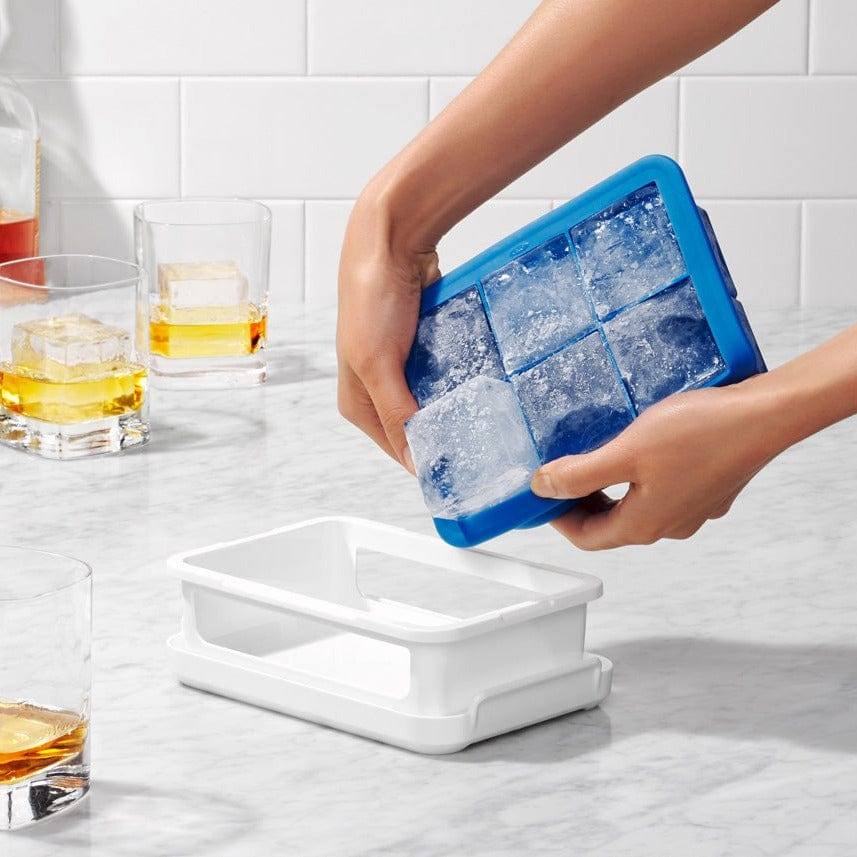 OXO Good Grips Ice Cube Tray with Lid - Large Cubes