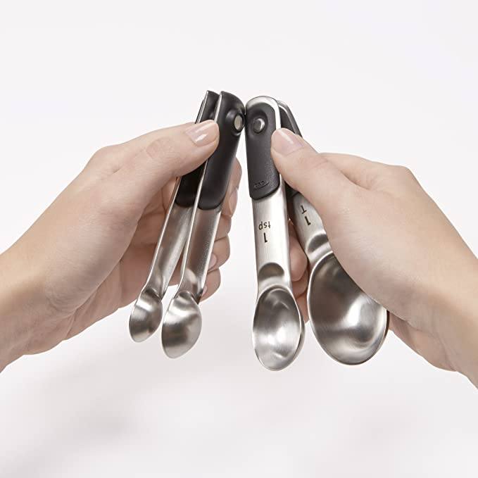 https://www.modernquests.com/cdn/shop/files/oxo-good-grips-magnetic-4-piece-measuring-spoon-set-5.jpg?v=1690055929