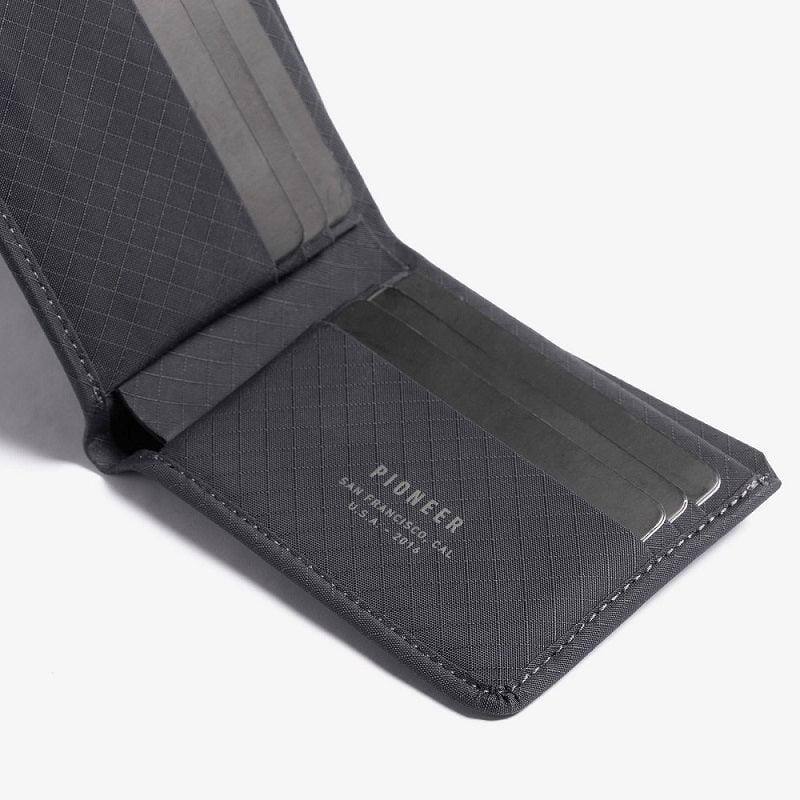 Pioneer Division Billfold Wallet - Navy