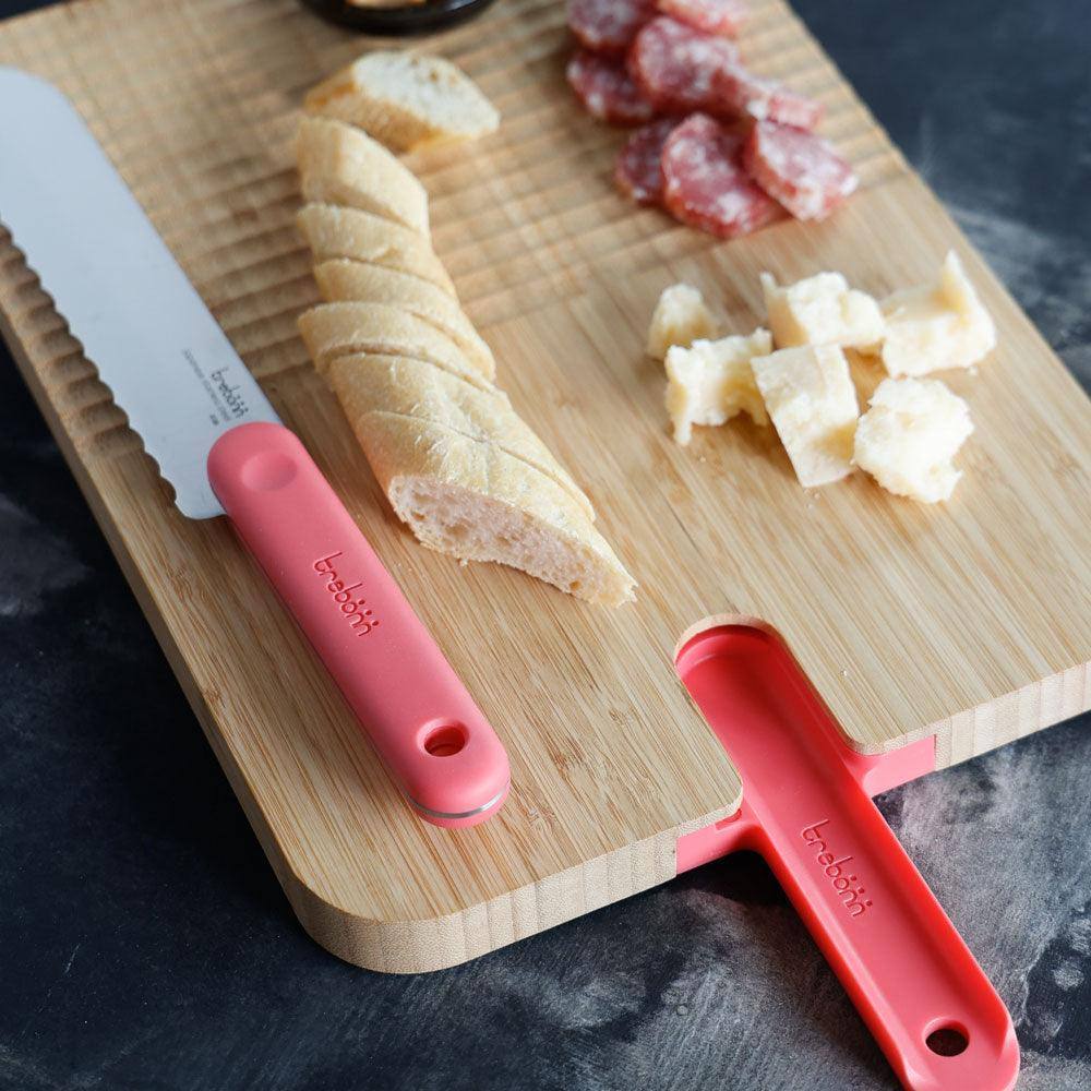 Trebonn Artu Integrated Bread Knife and Cutting Board