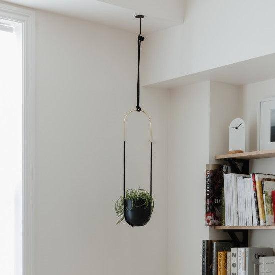 Umbra Bolo Hanging Planter - Black