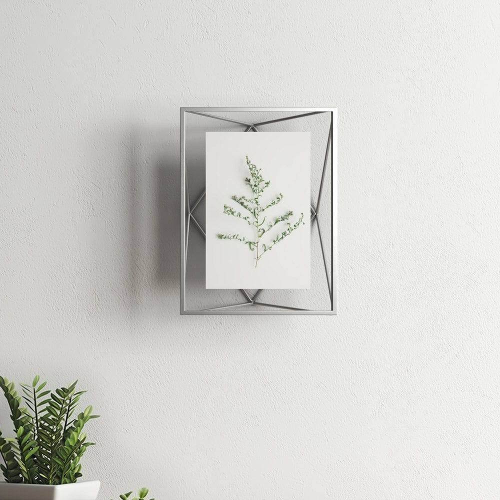 Umbra Prisma Photo Frame Medium - Chrome