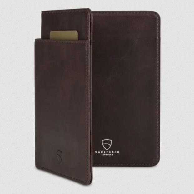 Vaultskin London Kensington Passport Wallet - Brown RFID